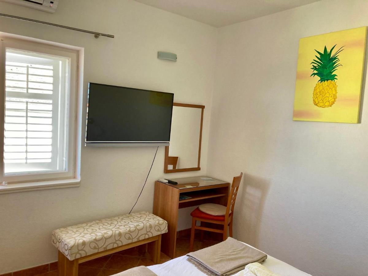 Rooms Vinka Tudor Hvar Town Eksteriør bilde